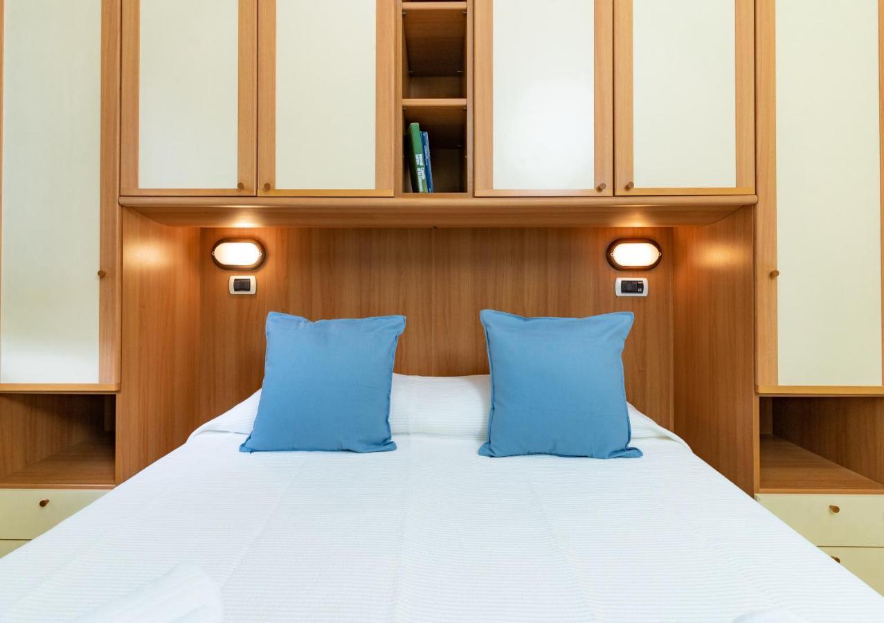 Hotel Greta B&B Rimini Dış mekan fotoğraf