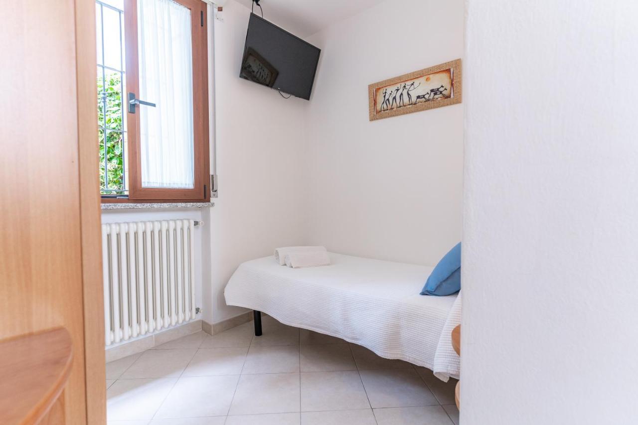 Hotel Greta B&B Rimini Dış mekan fotoğraf